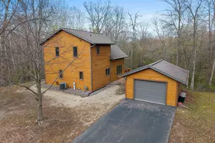 820 Kloppman St, Crivitz, WI 54114 - Photo 13