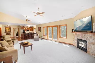 N51W34681  Wisconsin Ave #3116, Oconomowoc, WI 53069 - Photo 5