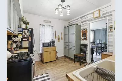 852  Frederick St, Oshkosh, WI 54901 - Photo 7