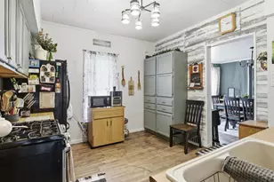852 Frederick St, Oshkosh, WI 54901 - Photo 7