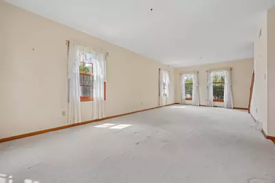 856  Uhen Ct, Burlington, WI 53105 - Photo 7