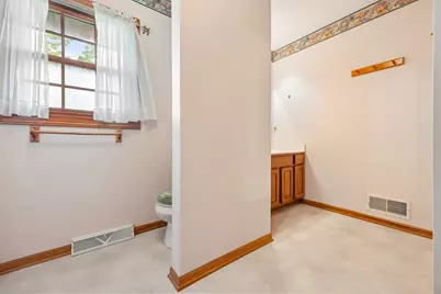 856  Uhen Ct, Burlington, WI 53105 - Photo 21
