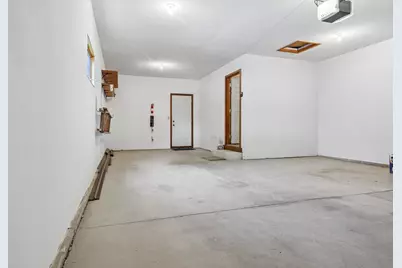 856  Uhen Ct, Burlington, WI 53105 - Photo 35