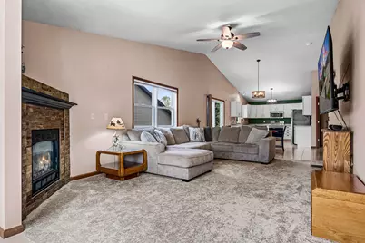 21312  Barbara Ln, Galesville, WI 54630 - Photo 5