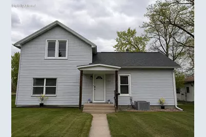 305 W Foster St, Tomah, WI 54660 - Photo 1