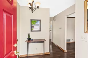 4395 S Delphine Dr, New Berlin, WI 53151 - Photo 13