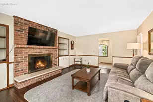 4395 S Delphine Dr, New Berlin, WI 53151 - Photo 3