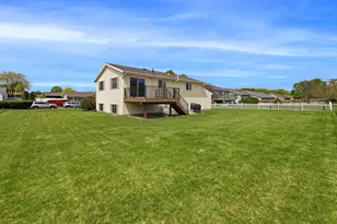 305 Mallard Dr, Holmen, WI 54636 - Photo 25