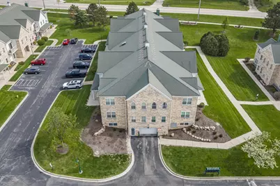 2720  Northview Rd #32, Waukesha, WI 53188 - Photo 35