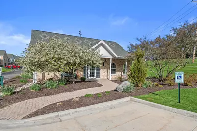 2720  Northview Rd #32, Waukesha, WI 53188 - Photo 23