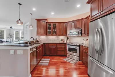 19125  Thomson Dr #101, Brookfield, WI 53045 - Photo 9