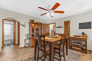 8842 S Chicago Rd, Oak Creek, WI 53154 - Photo 3