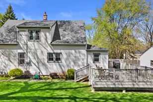 8842 S Chicago Rd, Oak Creek, WI 53154 - Photo 33