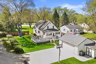 8842 S Chicago Rd, Oak Creek, WI 53154 - Photo 35