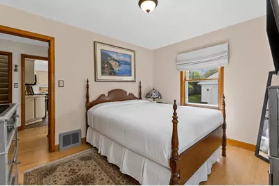 8115 N Whitney Rd, Fox Point, WI 53217 - Photo 25