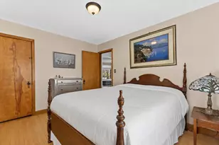 8115 N Whitney Rd, Fox Point, WI 53217 - Photo 25