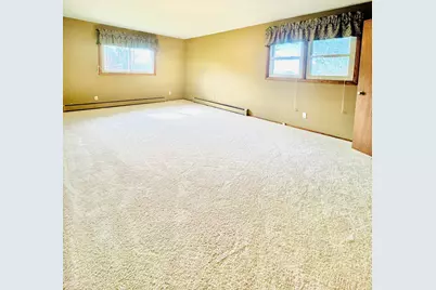 W360N7532  Thomas Dr, Lac La Belle, WI 53066 - Photo 25