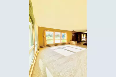 W360N7532  Thomas Dr, Lac La Belle, WI 53066 - Photo 5