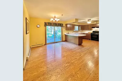 W360N7532  Thomas Dr, Lac La Belle, WI 53066 - Photo 11