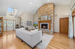 W8205 Nature Dr, Richmond, WI 53190 - Photo 5