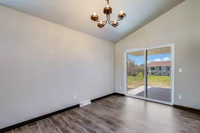 2210 S 19th St, Manitowoc, WI 54220 - Photo 17