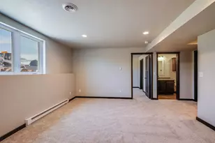 2210 S 19th St, Manitowoc, WI 54220 - Photo 37