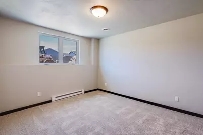 2210 S 19th St, Manitowoc, WI 54220 - Photo 39
