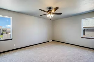 2210 S 19th St, Manitowoc, WI 54220 - Photo 21