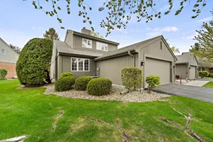 2314 W Dickinson Ct, Mequon, WI 53092 - Photo 25