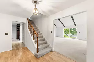 2314 W Dickinson Ct, Mequon, WI 53092 - Photo 7