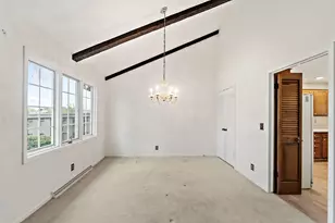 2314 W Dickinson Ct, Mequon, WI 53092 - Photo 5