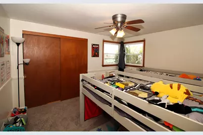 5829 S New York Ave, Cudahy, WI 53110 - Photo 17