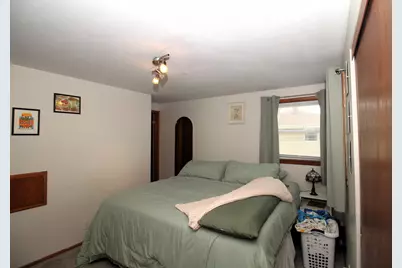 5829 S New York Ave, Cudahy, WI 53110 - Photo 15