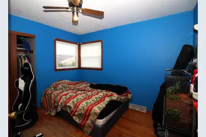 5829 S New York Ave, Cudahy, WI 53110 - Photo 13