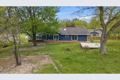 820  Crestwood Dr, Waukesha, WI 53188 - Photo 41