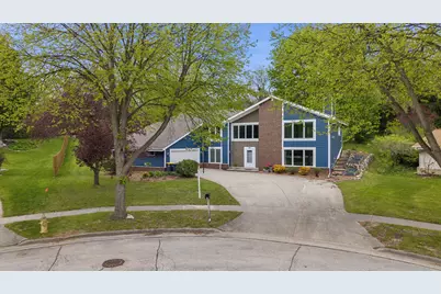 820  Crestwood Dr, Waukesha, WI 53188 - Photo 37