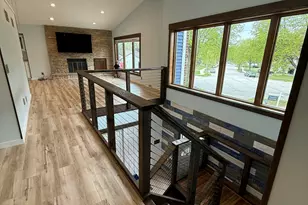 820 Crestwood Dr, Waukesha, WI 53188 - Photo 9