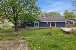 820 Crestwood Dr, Waukesha, WI 53188 - Photo 47