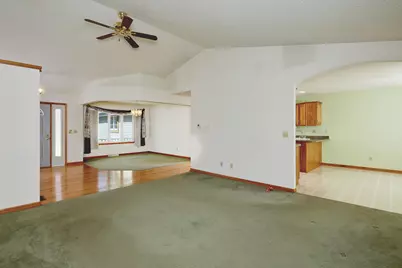 W265N6770  Yarotta Cir, Lisbon, WI 53089 - Photo 7