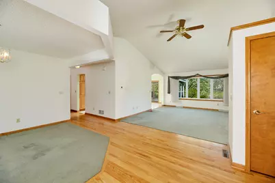 W265N6770  Yarotta Cir, Lisbon, WI 53089 - Photo 3