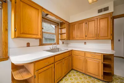 3170 S 36th St, Milwaukee, WI 53215 - Photo 13
