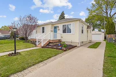 2704  Dwight St, Racine, WI 53403 - Photo 1