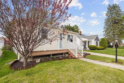 2704  Dwight St, Racine, WI 53403 - Photo 31