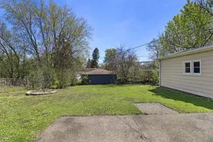1237 Virginia St, Racine, WI 53405 - Photo 23