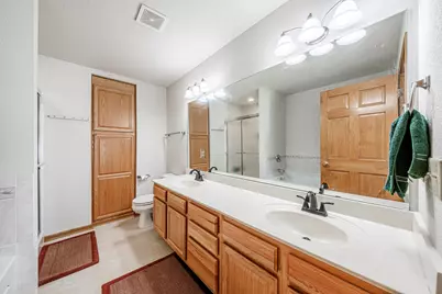 W264N2062  Deer Haven Ct Unit #1, Pewaukee, WI 53072 - Photo 13