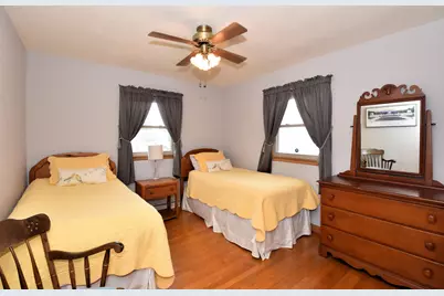 3307  Erie St, Racine, WI 53402 - Photo 11