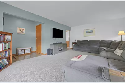 1615  17th Ave, Kenosha, WI 53140 - Photo 5