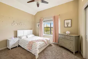 W193N5790 Canary Dr, Menomonee Falls, WI 53051 - Photo 15