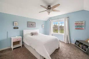 W193N5790 Canary Dr, Menomonee Falls, WI 53051 - Photo 17