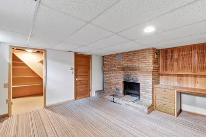 811 N Hine Ave, Waukesha, WI 53188 - Photo 21